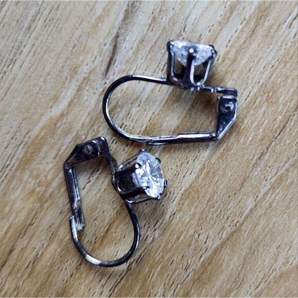🩵Premier "Delightful" Cubic Zirconia Earrings - Picture 6 of 6